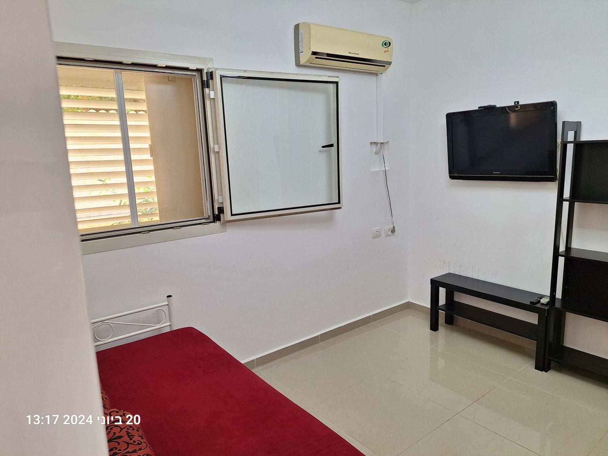 הבית הירוק Otel Karmiel Dış mekan fotoğraf